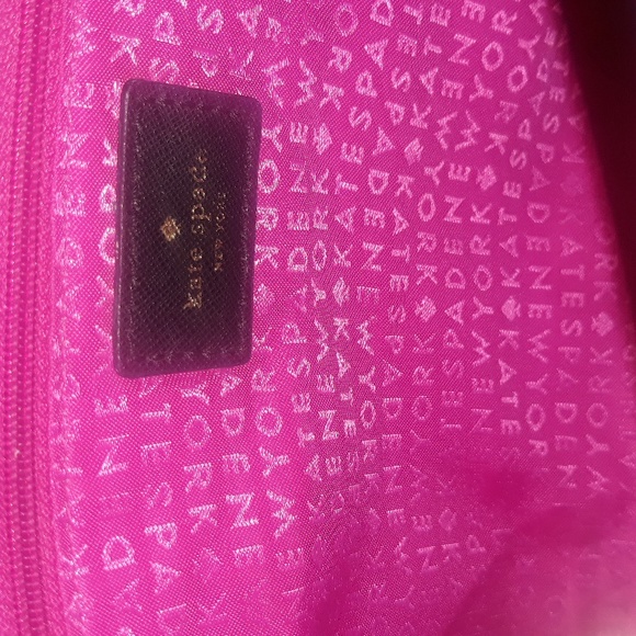 Kate Spade Vintage Chain Crossbody Black w Pink interior - Picture 6 of 14